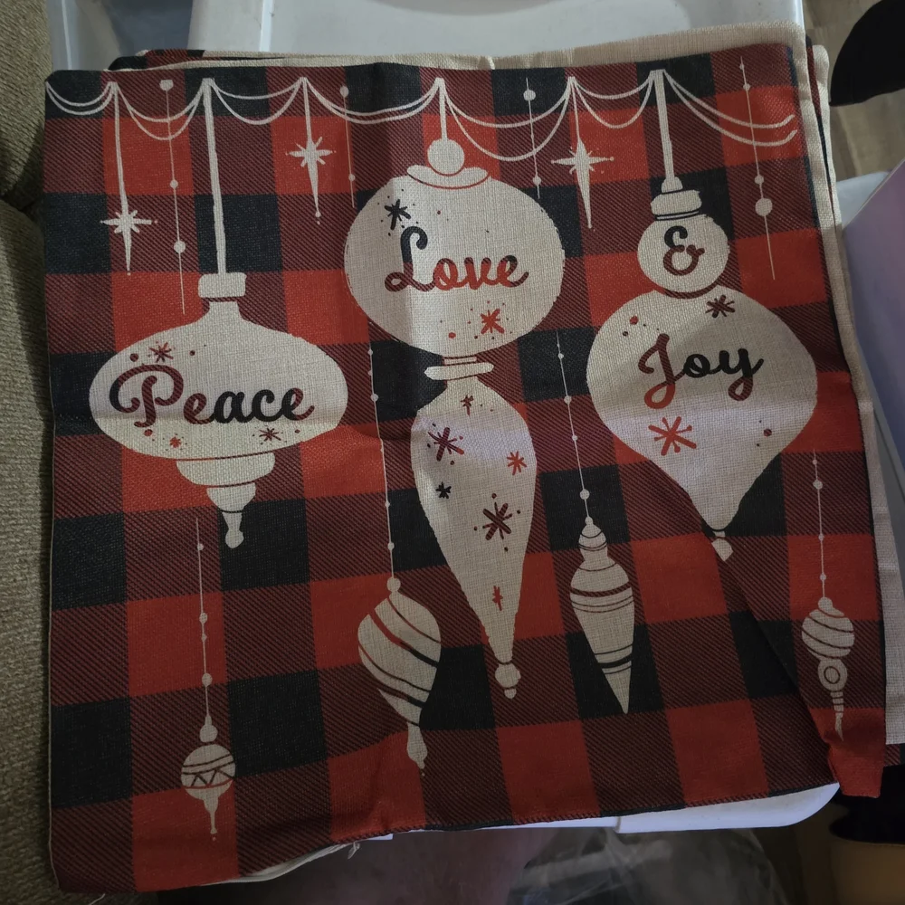 Holiday Christmas Heavy Pillow Cover 4pc Set - Red and Black Plaid